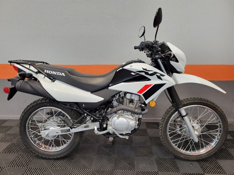 2024 HONDA XR150LE   - Photo 1 - Las Vegas, NV 89146