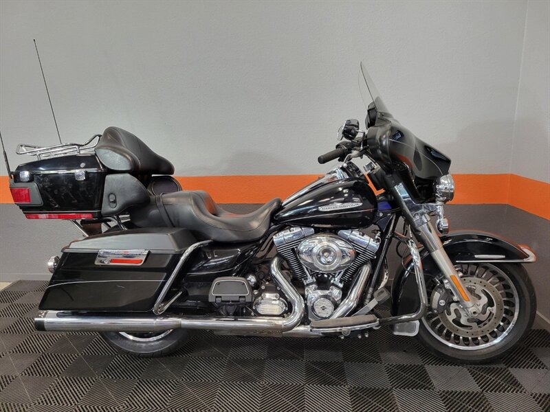2012 Harley Davidson Electra Glide Limited FLHTK   - Photo 1 - Las Vegas, NV 89146