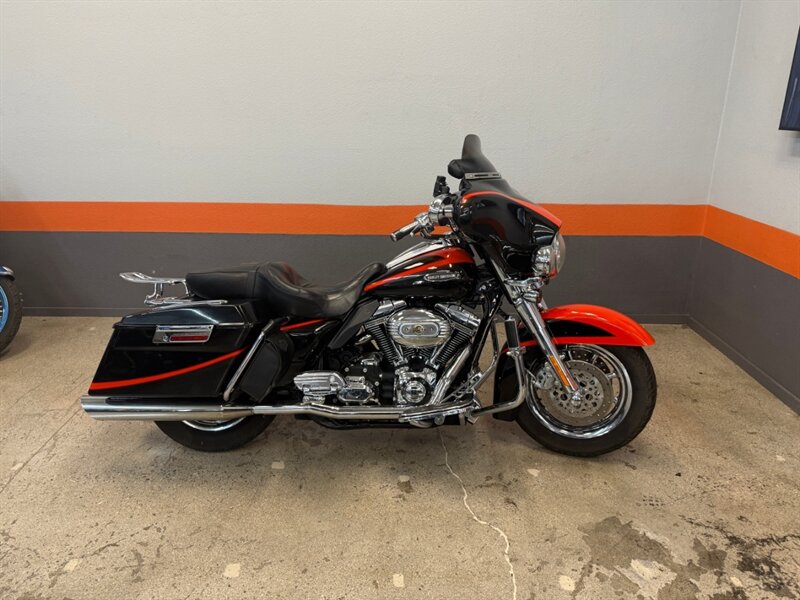 2007 HARLEY DAVIDSON FLHTCUSE2 SCREAMIN EAGLE ULTRA  