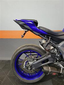2024 Yamaha YZF-R7   - Photo 2 - Las Vegas, NV 89146