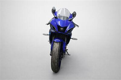 2024 Yamaha YZF-R7   - Photo 2 - Las Vegas, NV 89146