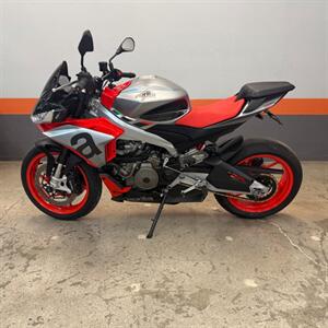 2021 Aprilia Tuono 660 - Photo 2 - Las Vegas, NV 89146