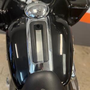 2012 Harley Davidson FLTRU   - Photo 10 - Las Vegas, NV 89146