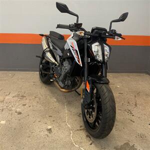2023 KTM Duke 790   - Photo 4 - Las Vegas, NV 89146