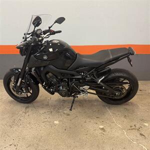 2016 YAMAHA FZ09   - Photo 2 - Las Vegas, NV 89146