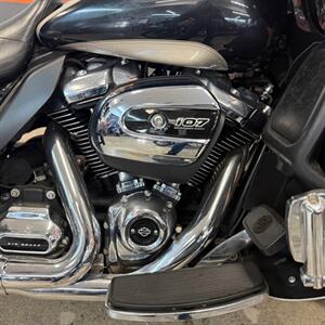 2018 HARLEY DAVIDSON FLTRU ROAD GLIDE ULTRA   - Photo 12 - Las Vegas, NV 89146