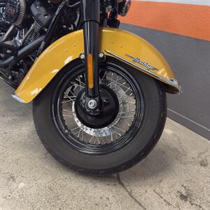 2023 Harley Davidson FLHCS Heritage Classic   - Photo 18 - Las Vegas, NV 89146