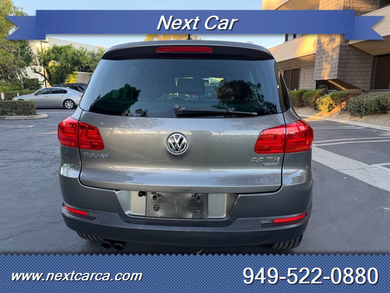 2012 Volkswagen Tiguan SEL photo 2