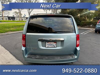 2008 Chrysler Town & Country Touring  With Back up Camera - Photo 4 - Irvine, CA 92614