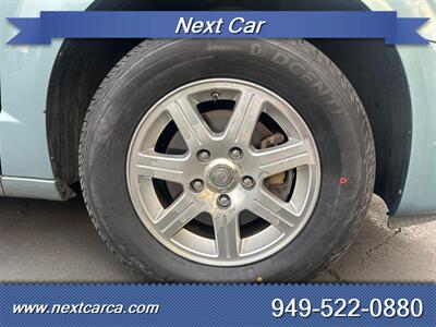 2008 Chrysler Town & Country Touring  With Back up Camera - Photo 31 - Irvine, CA 92614