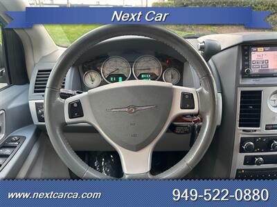 2008 Chrysler Town & Country Touring  With Back up Camera - Photo 16 - Irvine, CA 92614