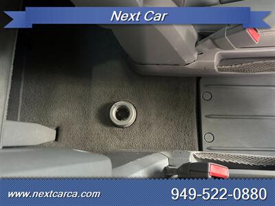 2008 Chrysler Town & Country Touring  With Back up Camera - Photo 29 - Irvine, CA 92614
