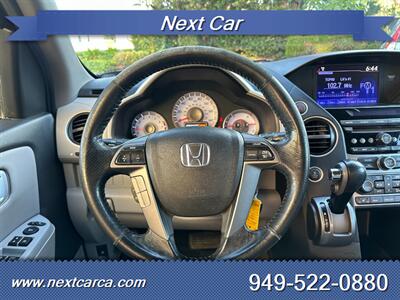 2014 Honda Pilot EX-L 4WD  With Back up Camera & Third Row Seating - Photo 15 - Irvine, CA 92614