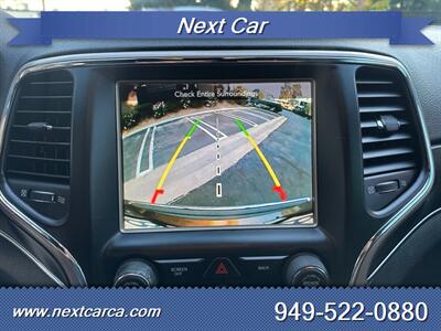 2017 Jeep Grand Cherokee Limited 2WD  With Back up Camera - Photo 11 - Irvine, CA 92614