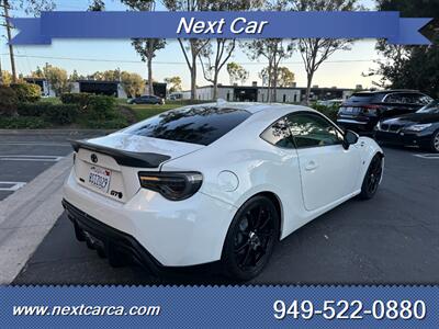 2017 Toyota 86 6 Speed Manual With Back up Camera - Photo 3 - Irvine, CA 92614