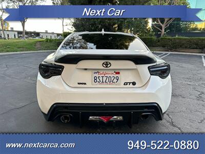 2017 Toyota 86 6 Speed Manual With Back up Camera - Photo 4 - Irvine, CA 92614