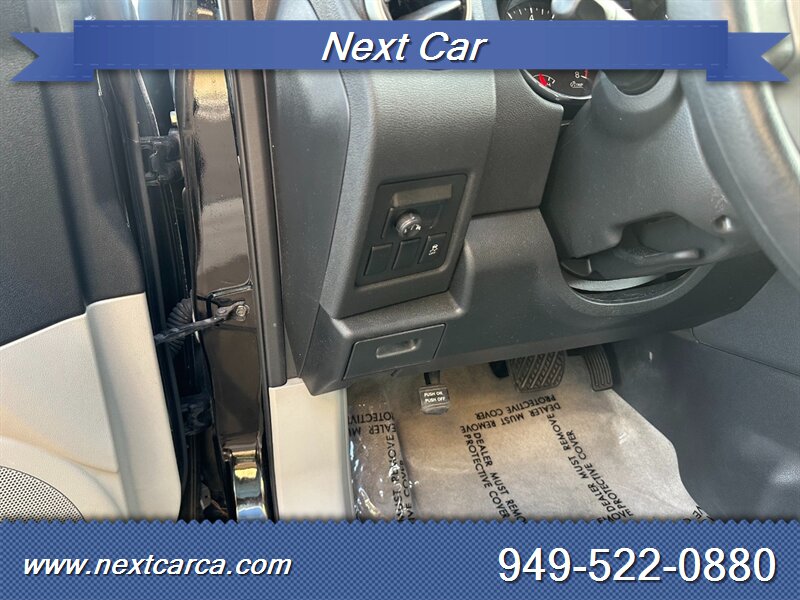 2014 Nissan Rogue Select S photo 17
