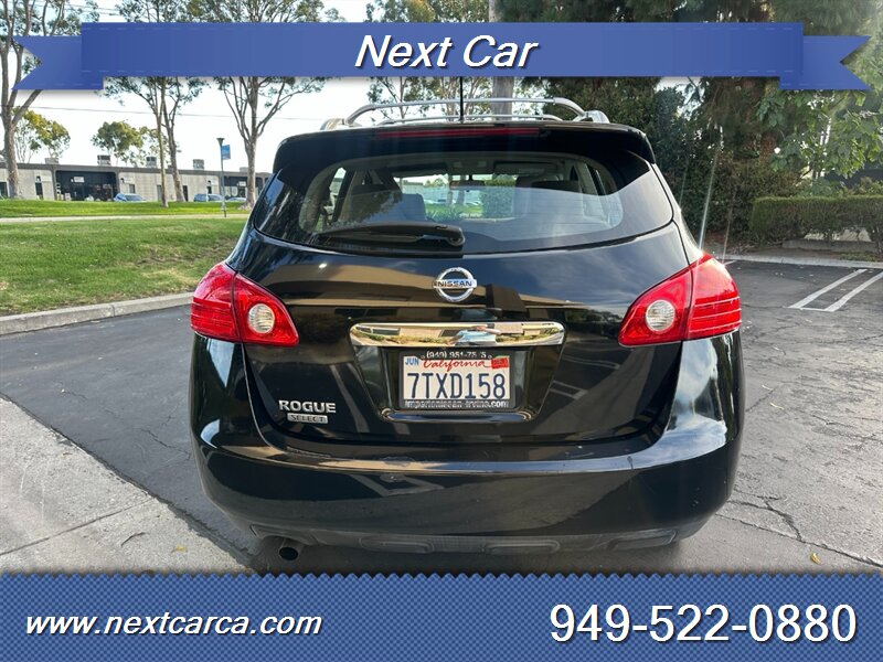 2014 Nissan Rogue Select S photo 3