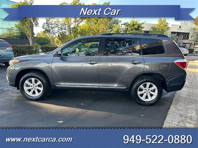 2012 Toyota Highlander  With Back up Camera & Third Row Seating - Photo 6 - Irvine, CA 92614