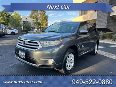 2012 Toyota Highlander  With Back up Camera & Third Row Seating - Photo 7 - Irvine, CA 92614