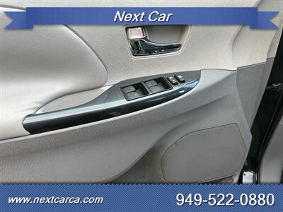 2011 Toyota Sienna SE 8-Passenger  With Back up Camera - Photo 17 - Irvine, CA 92614