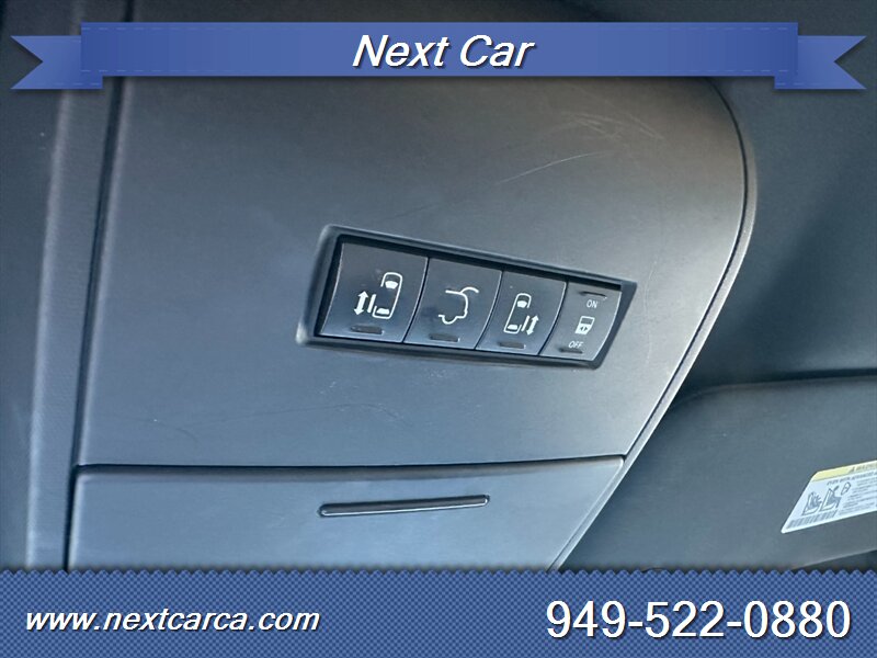 2017 Dodge Grand Caravan SXT photo 17