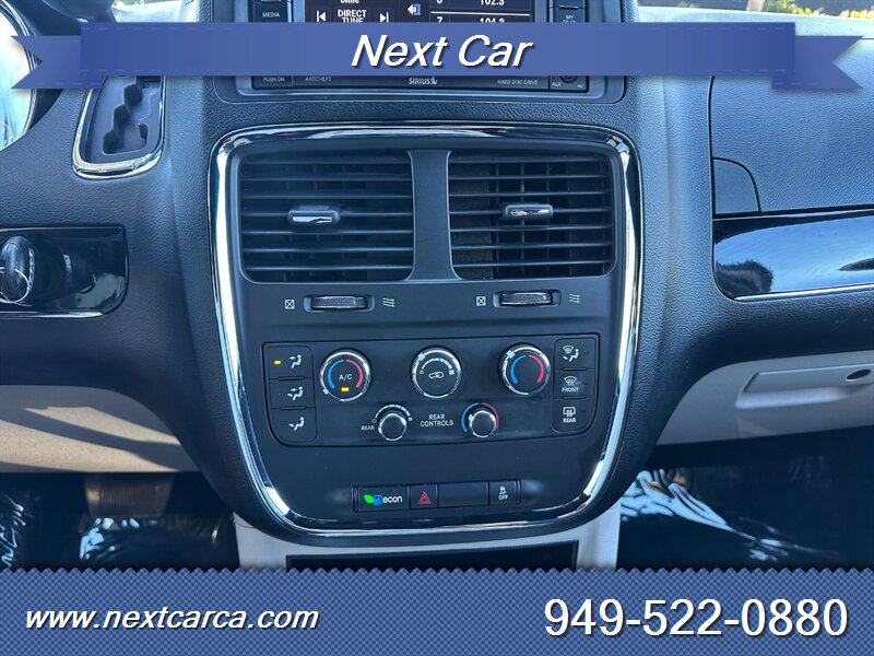 2017 Dodge Grand Caravan SXT photo 11