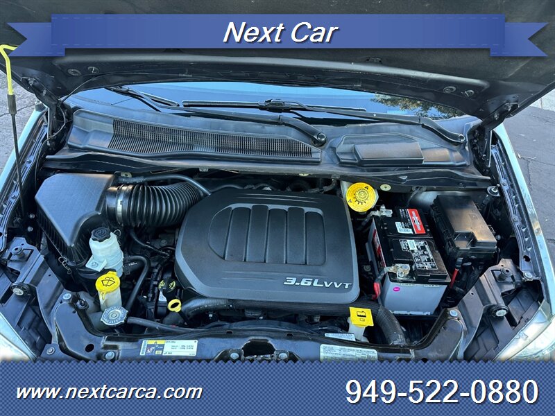 2017 Dodge Grand Caravan SXT photo 26