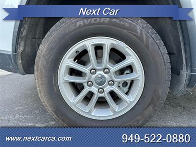 2020 Jeep Grand Cherokee Laredo E , RWD With Back up Camera - Photo 27 - Irvine, CA 92614