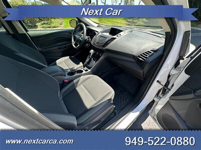 2015 Ford Escape S  2WD  Low Mileage & With Back up Camera - Photo 21 - Irvine, CA 92614