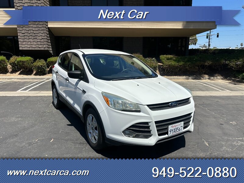 2015 Ford Escape S  2WD  Low Mileage & With Back up Camera - Photo 1 - Irvine, CA 92614
