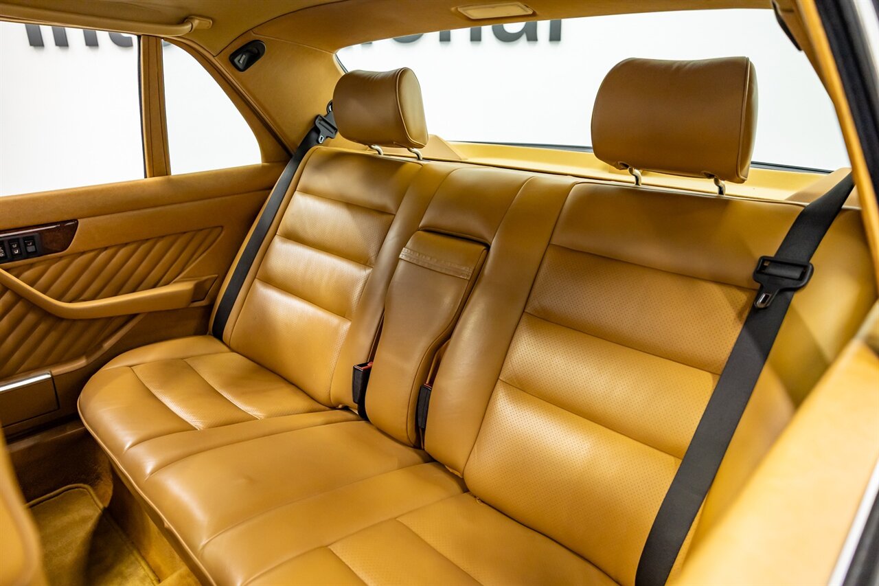 1990 Mercedes-Benz 560 SEL - Photo 44 - Springfield, MO 65802
