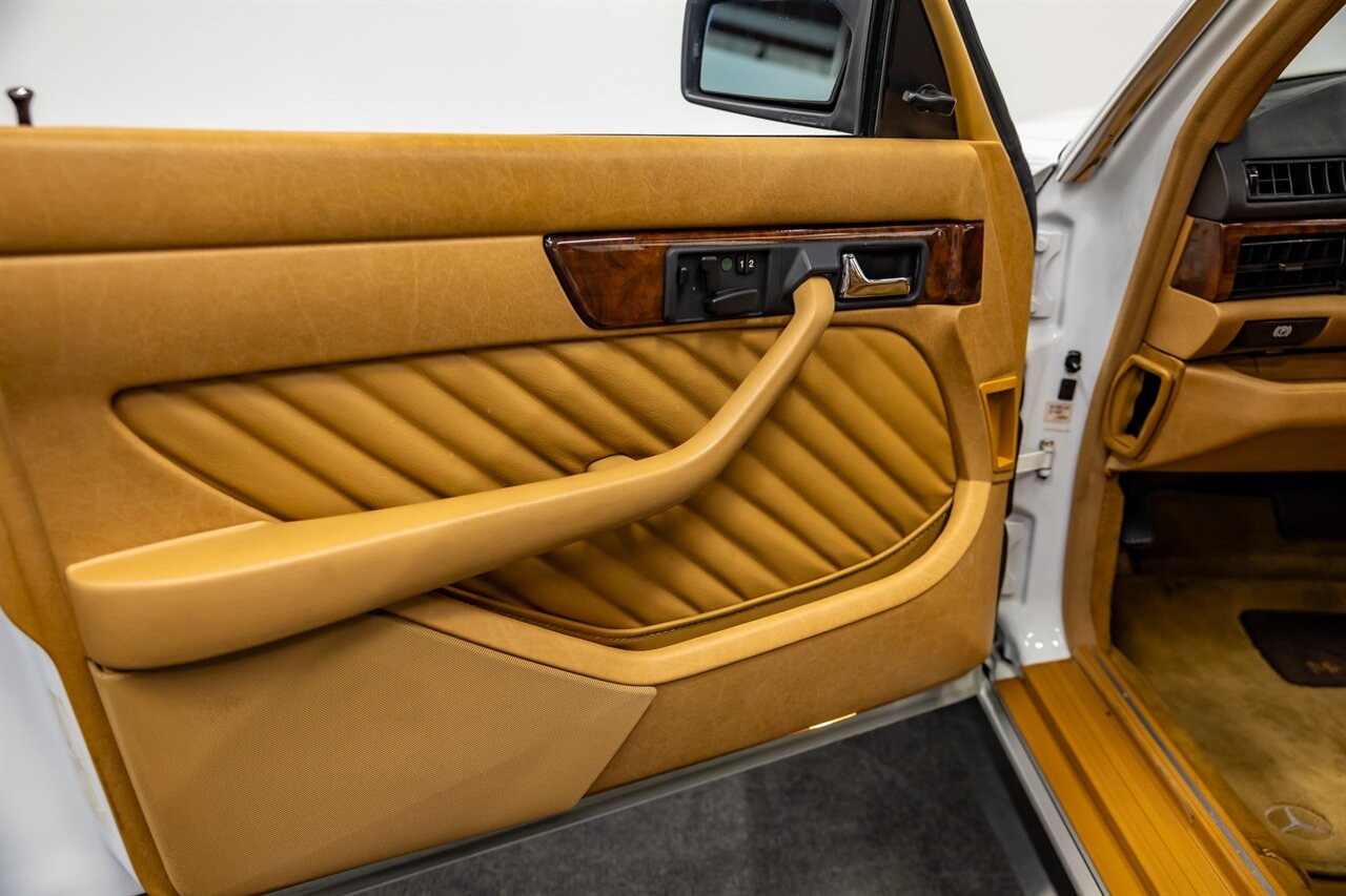 1990 Mercedes-Benz 560 SEL - Photo 35 - Springfield, MO 65802