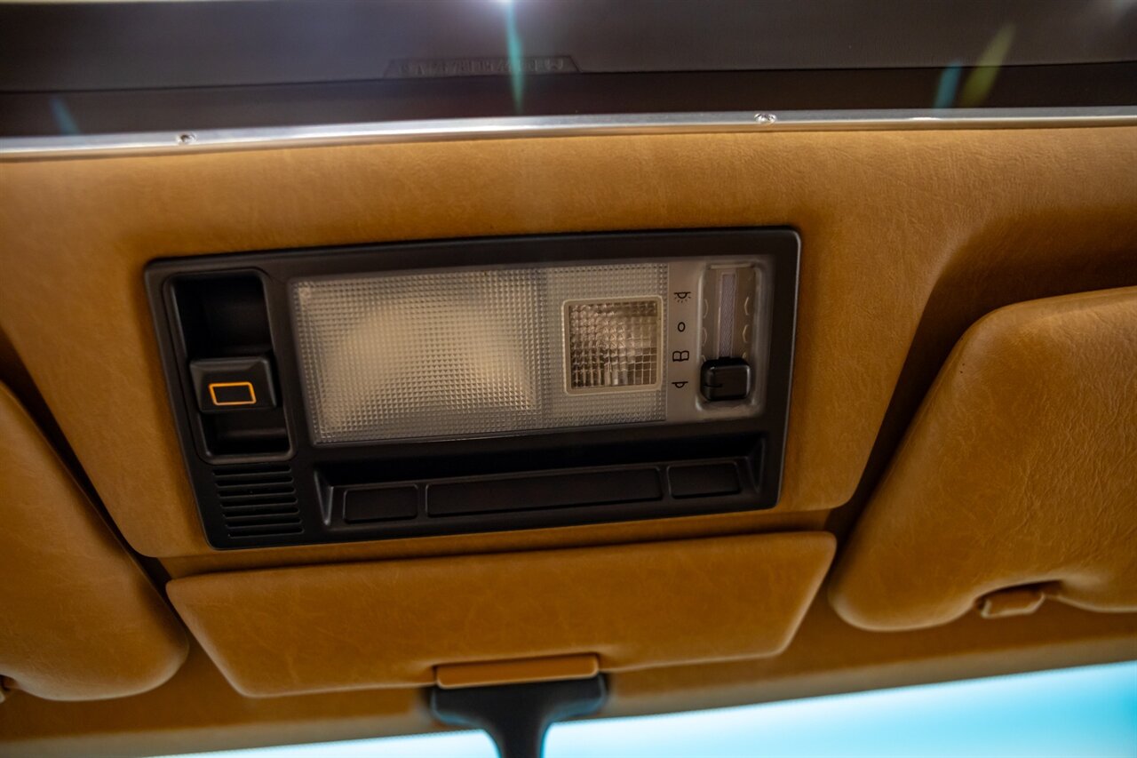 1990 Mercedes-Benz 560 SEL - Photo 31 - Springfield, MO 65802