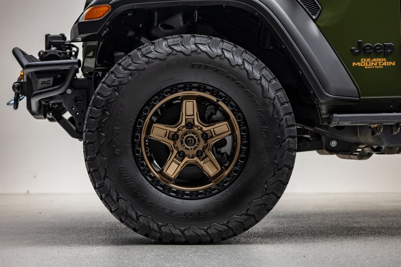 2021 Jeep Wrangler Unlimited Sport S   - Photo 11 - Springfield, MO 65802