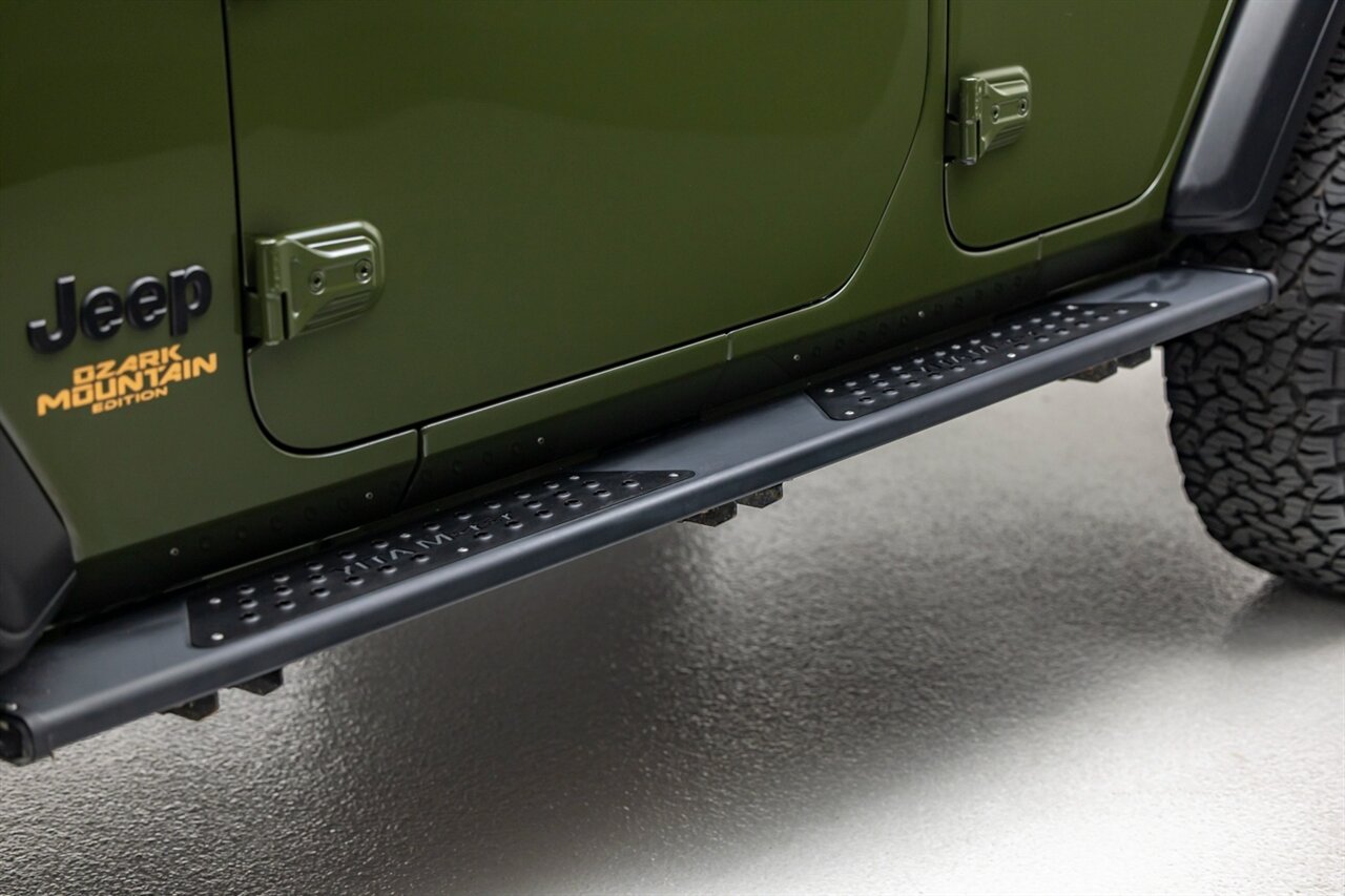 2021 Jeep Wrangler Unlimited Sport S   - Photo 14 - Springfield, MO 65802