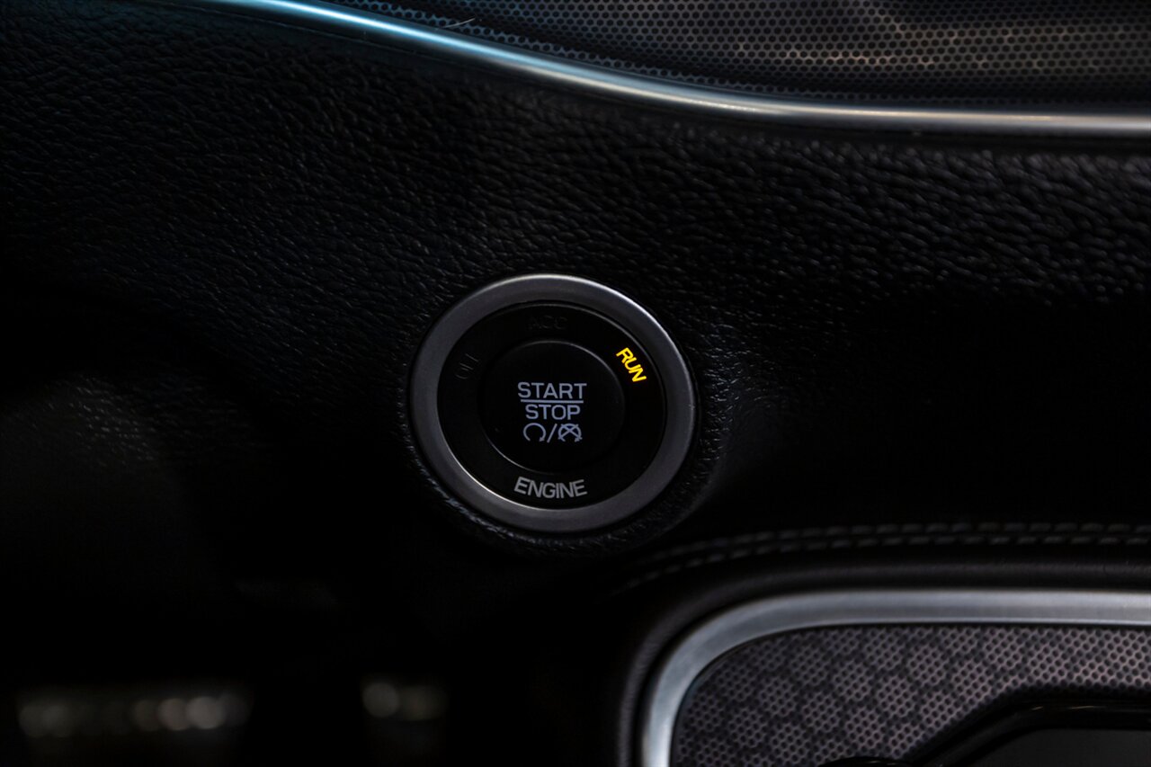 2015 Dodge Challenger R/T Plus - Photo 82 - Springfield, MO 65802
