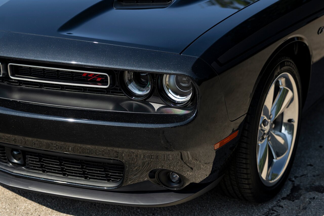 2015 Dodge Challenger R/T Plus - Photo 13 - Springfield, MO 65802