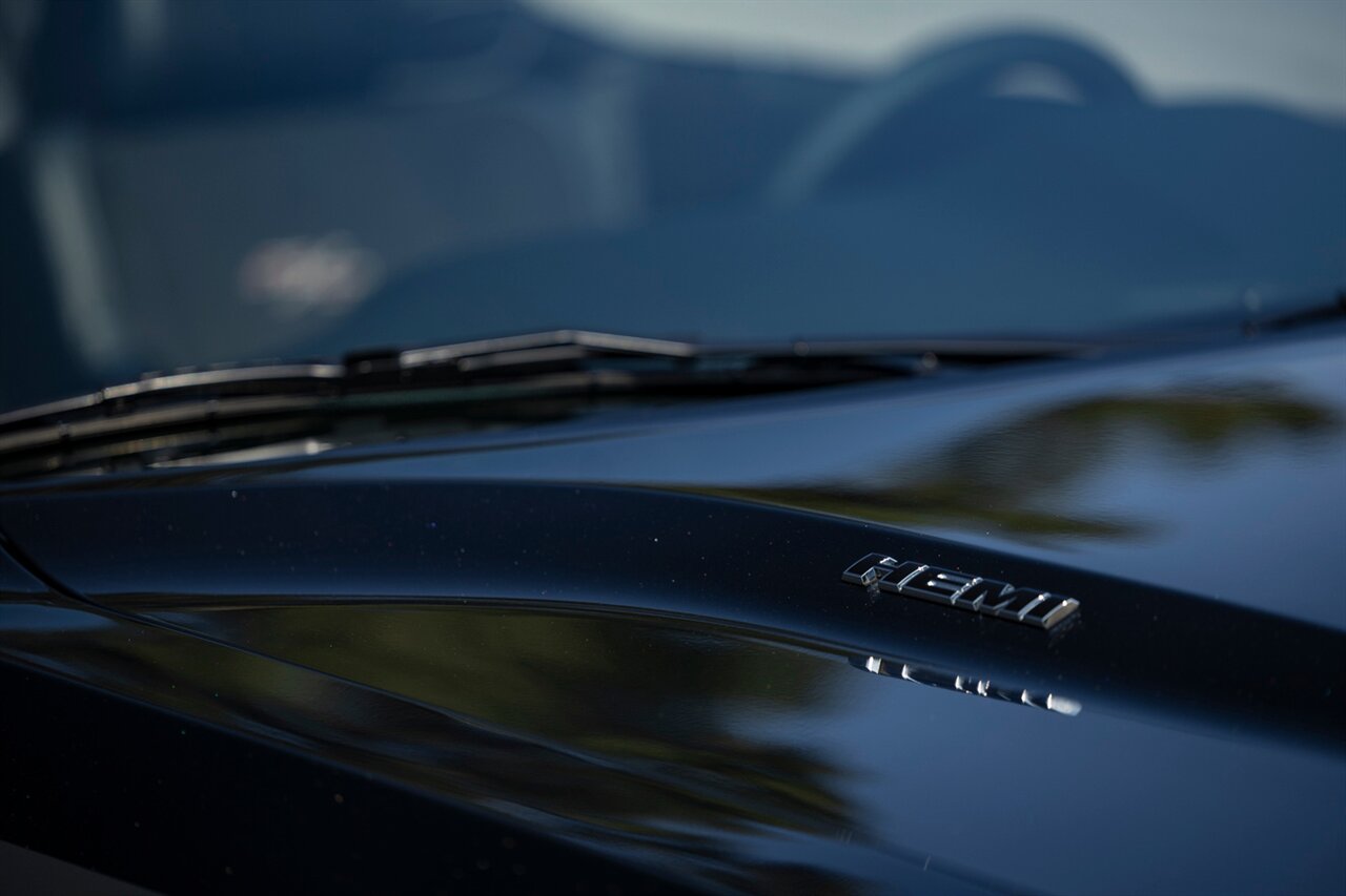 2015 Dodge Challenger R/T Plus - Photo 16 - Springfield, MO 65802