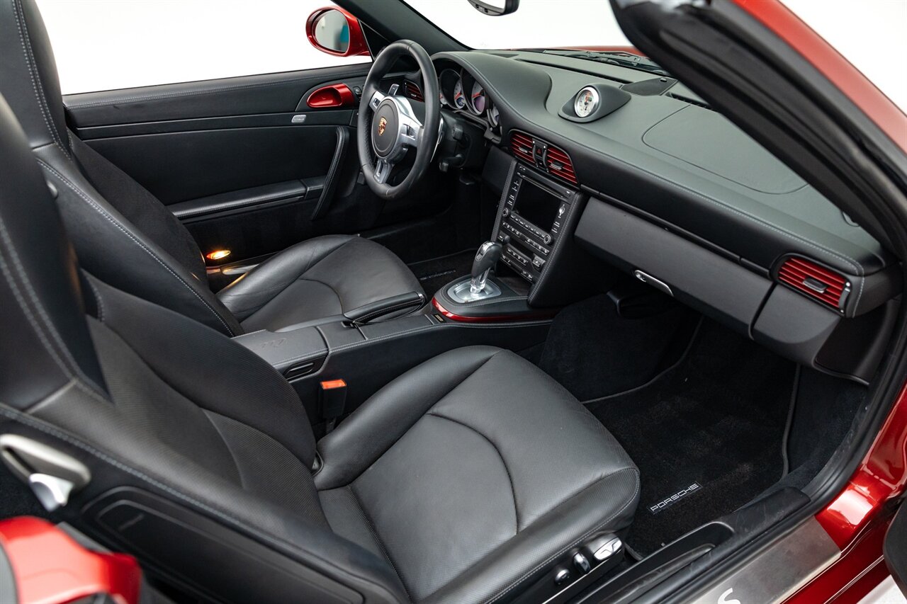 2012 Porsche 911 Turbo S   - Photo 40 - Springfield, MO 65802