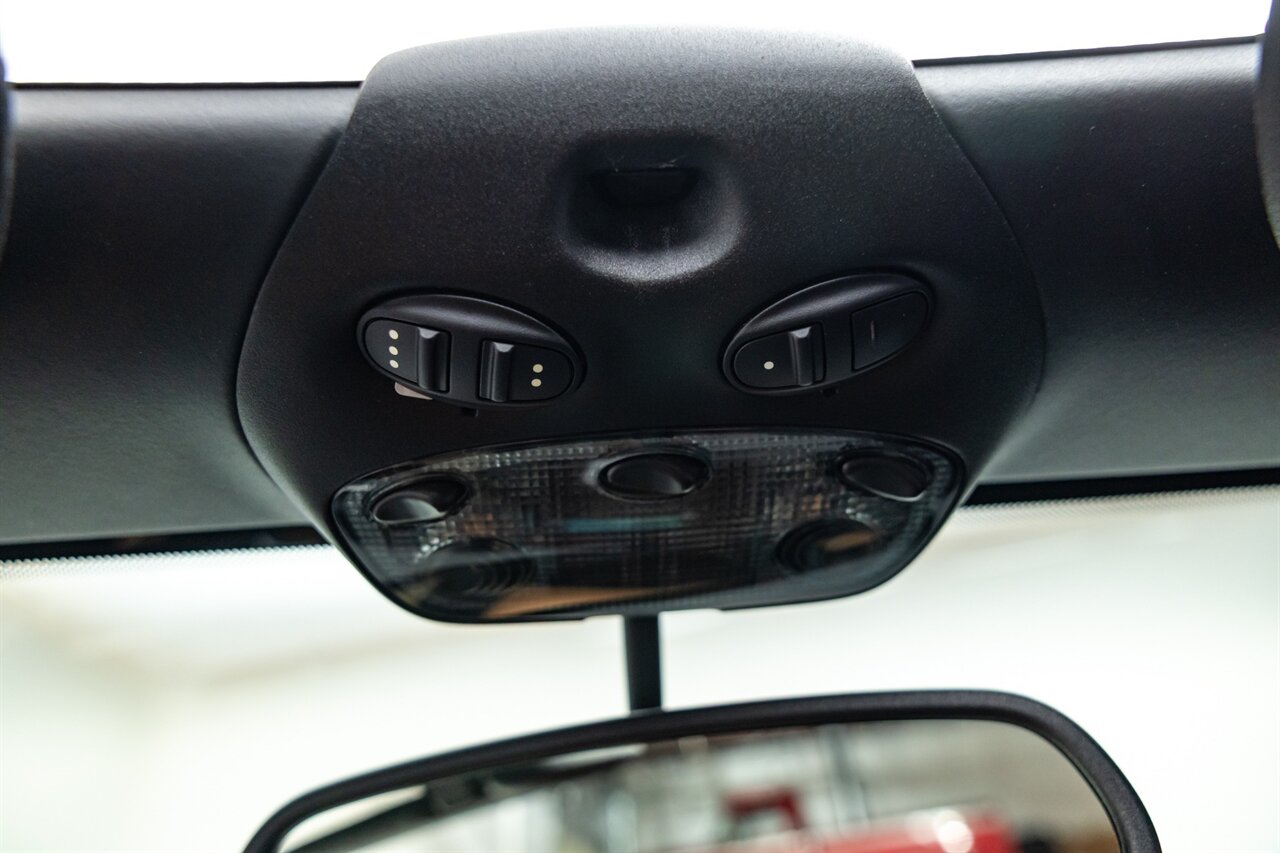 2012 Porsche 911 Turbo S   - Photo 62 - Springfield, MO 65802