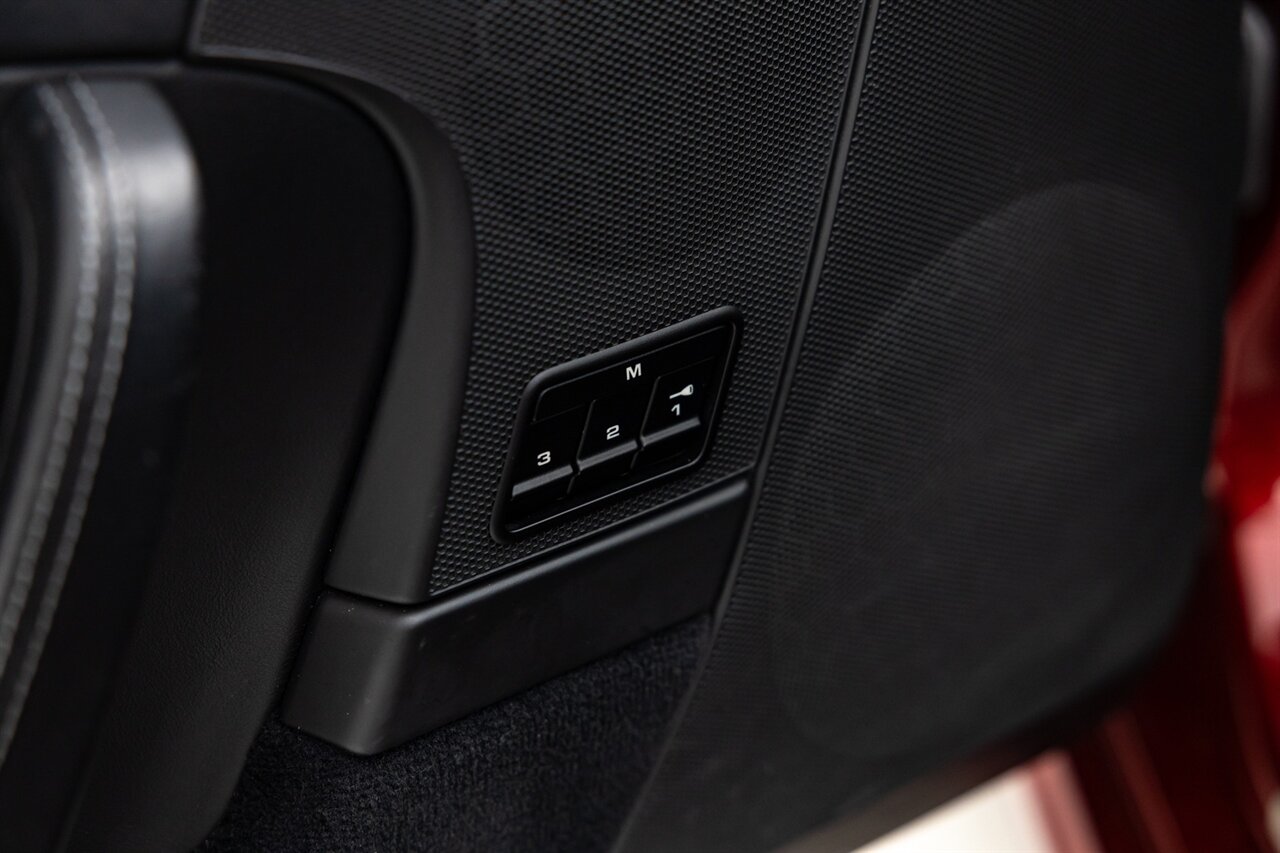 2012 Porsche 911 Turbo S   - Photo 50 - Springfield, MO 65802