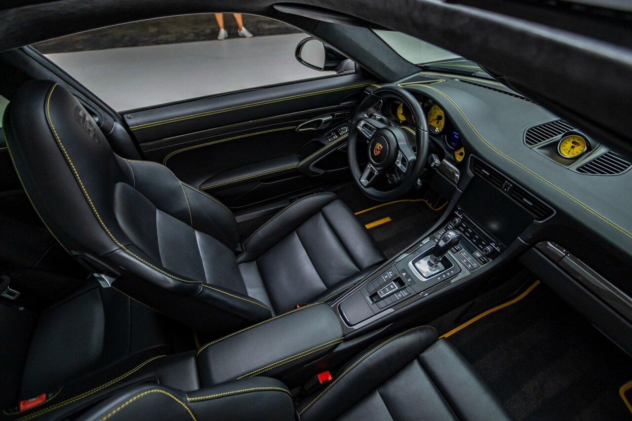 2017 Porsche 911 Turbo S   - Photo 28 - Springfield, MO 65802