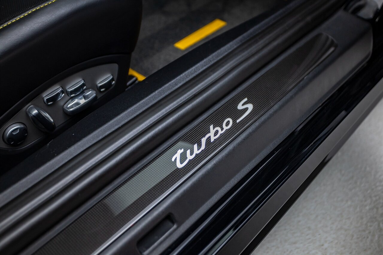 2017 Porsche 911 Turbo S   - Photo 33 - Springfield, MO 65802