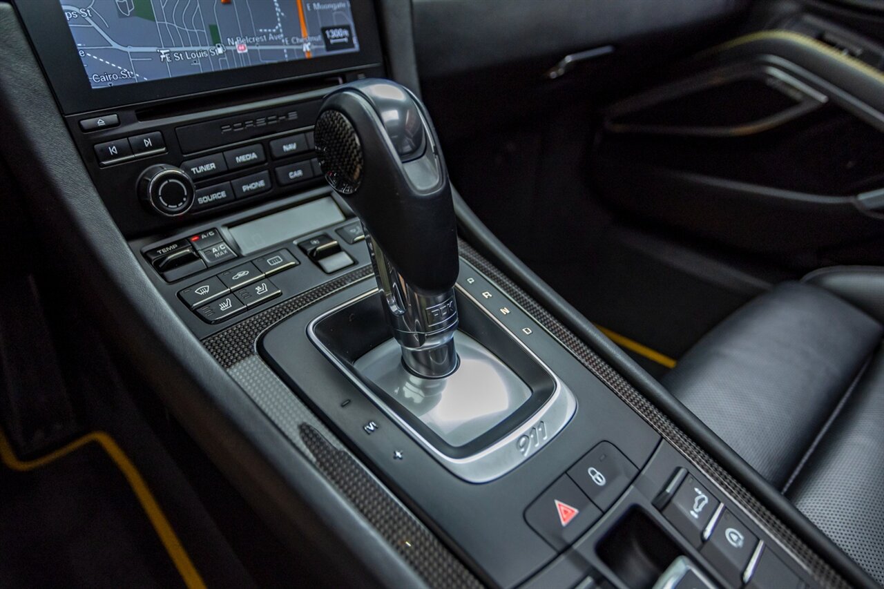 2017 Porsche 911 Turbo S   - Photo 51 - Springfield, MO 65802