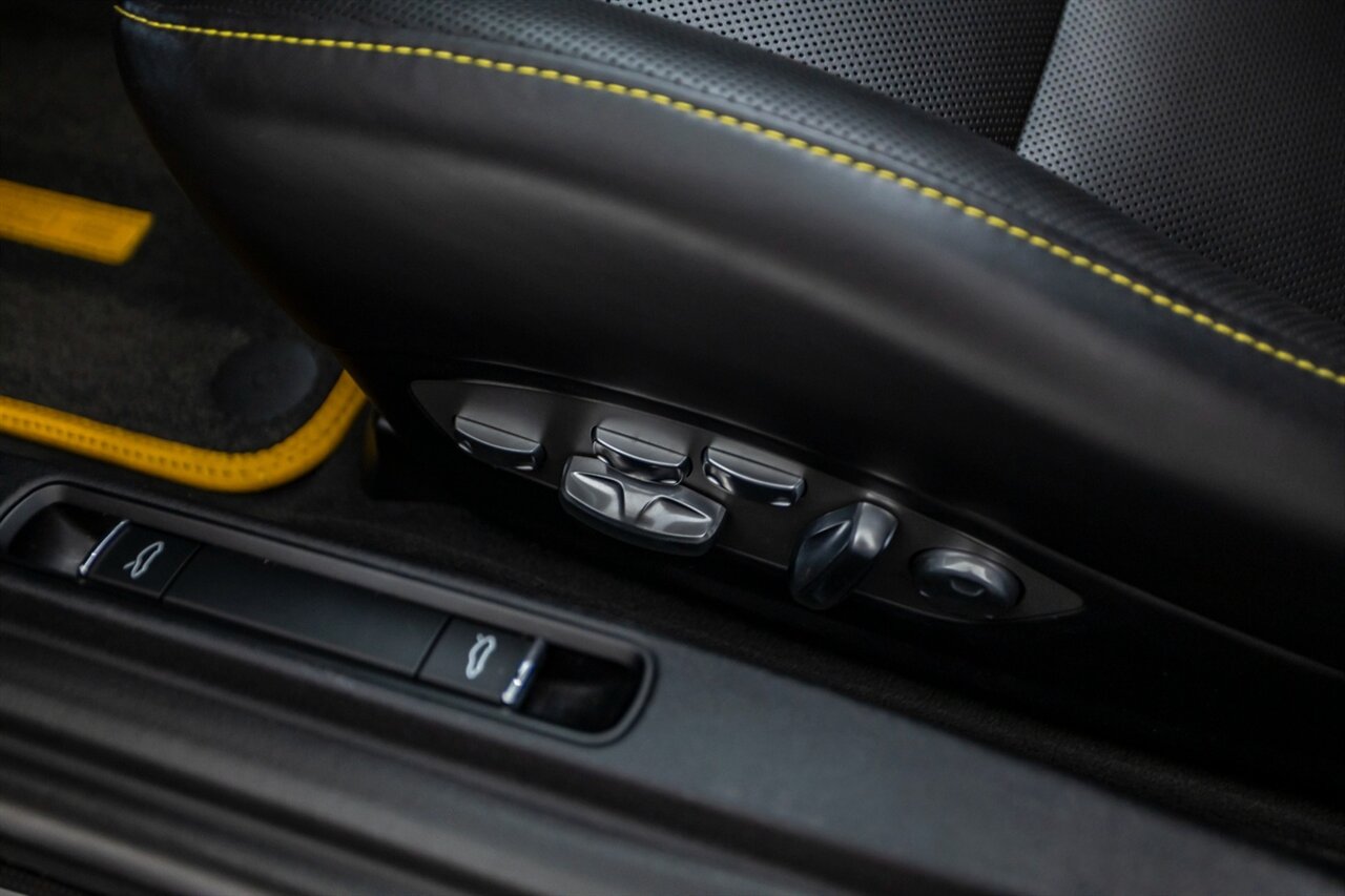 2017 Porsche 911 Turbo S   - Photo 42 - Springfield, MO 65802
