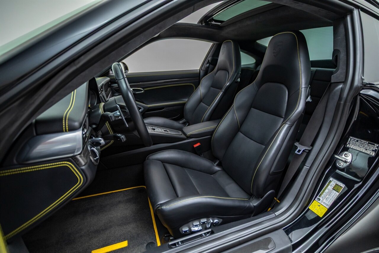 2017 Porsche 911 Turbo S   - Photo 23 - Springfield, MO 65802