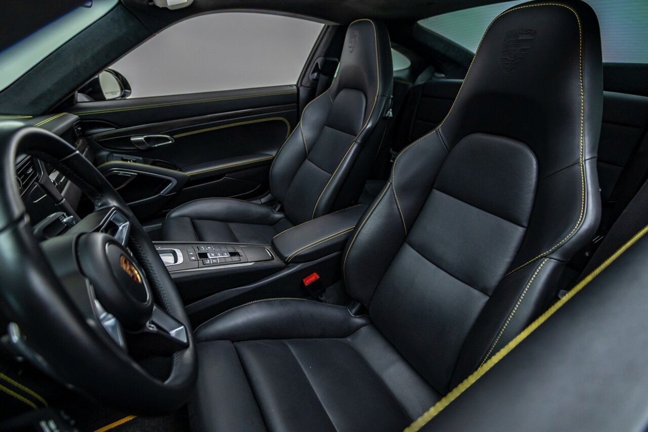 2017 Porsche 911 Turbo S   - Photo 2 - Springfield, MO 65802