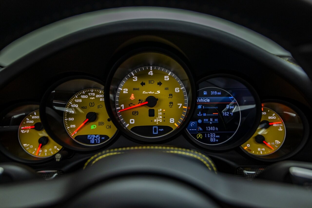 2017 Porsche 911 Turbo S   - Photo 46 - Springfield, MO 65802