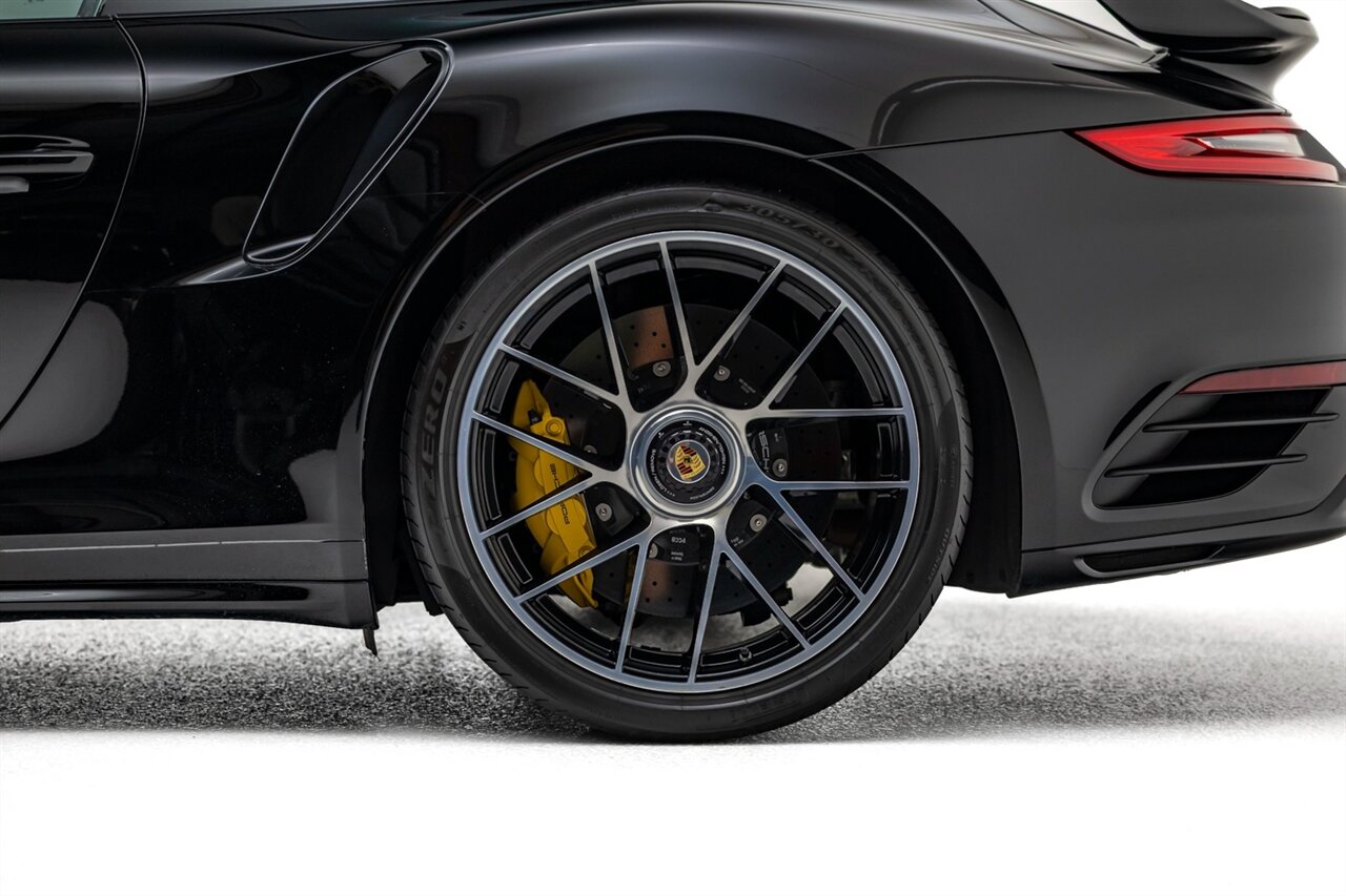 2017 Porsche 911 Turbo S   - Photo 14 - Springfield, MO 65802